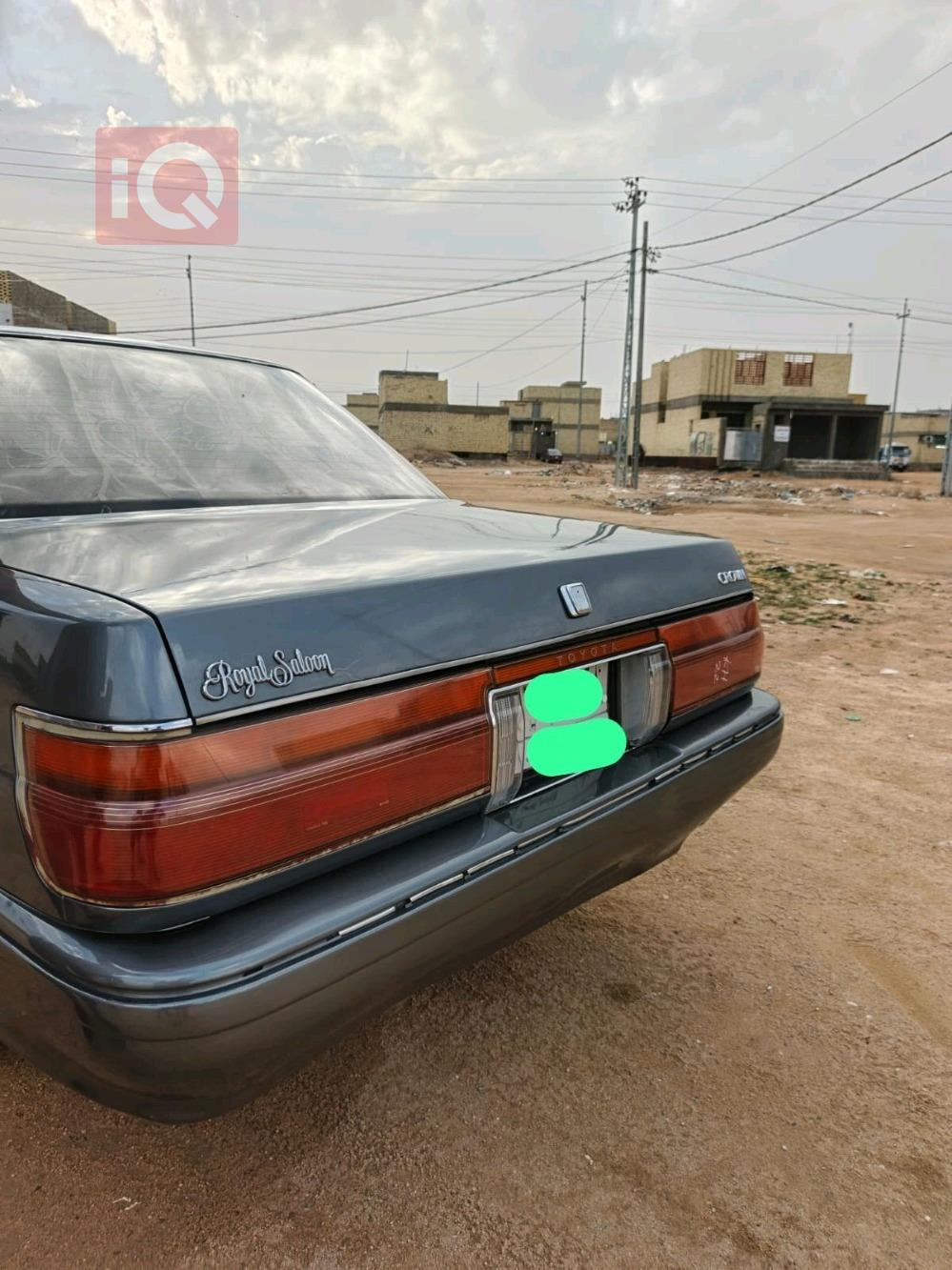 تۆیۆتا کراون